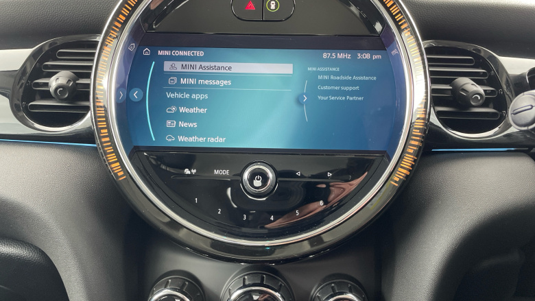 MINI Hatchback 1.5 Cooper Classic Premium 5dr Auto Petrol Hatchback